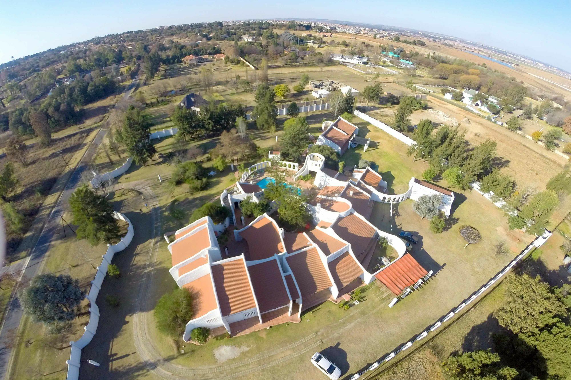 By Bush Telegraph Lodge Γιοχάνεσμπουργκ Εξωτερικό φωτογραφία